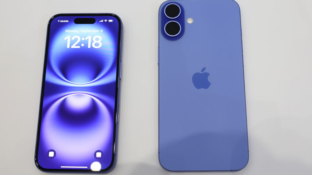 Apple iPhone 16- AI ఫీచర్లతో హిందీలో సమీక్షించబడింది.